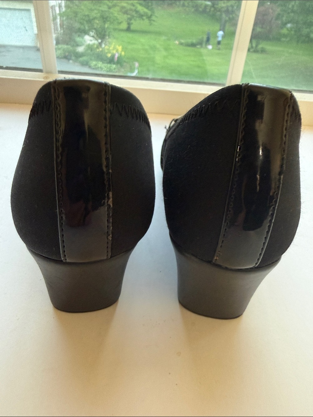 Coach and Four Black Square-Toe Loafers with Metal Bit Detail size 7 - Picture 6 of 9